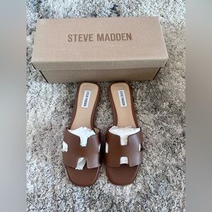 Steve Madden Tan Slide Sandals Size 8.5 Womens